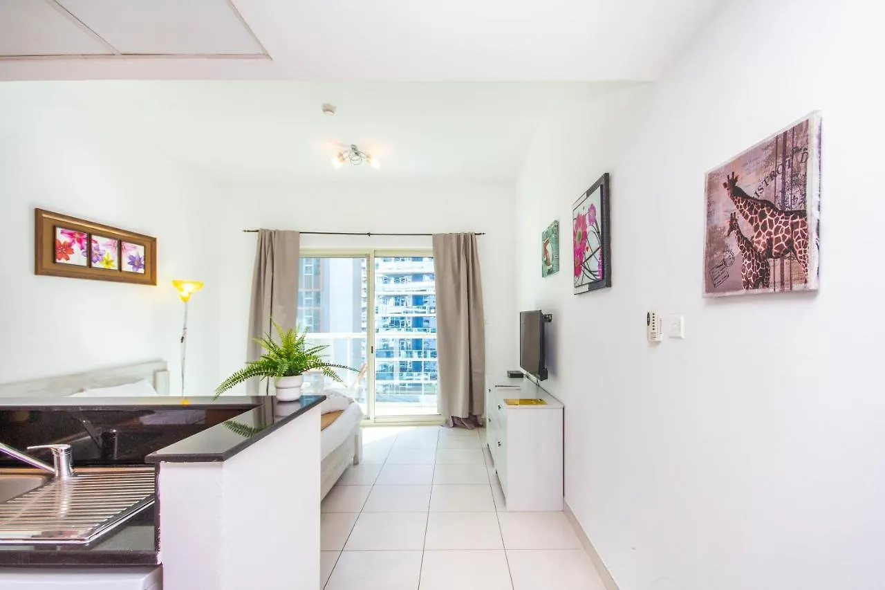 Bespoke Holiday Homes - Studio Apartment With Marina View Dubai United Arab Emirates