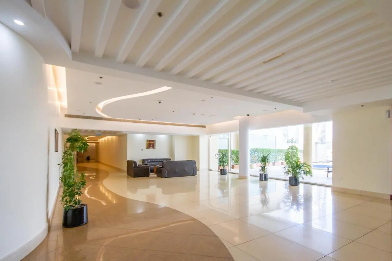 Bespoke Holiday Homes - Studio Apartment With Marina View Dubaj